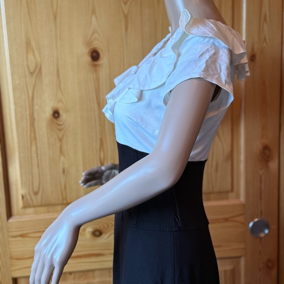 Vintage Y2K Cache Black White Colorblock Dress Size 8 Ruffle Collar Bodycon - Picture 7 of 13